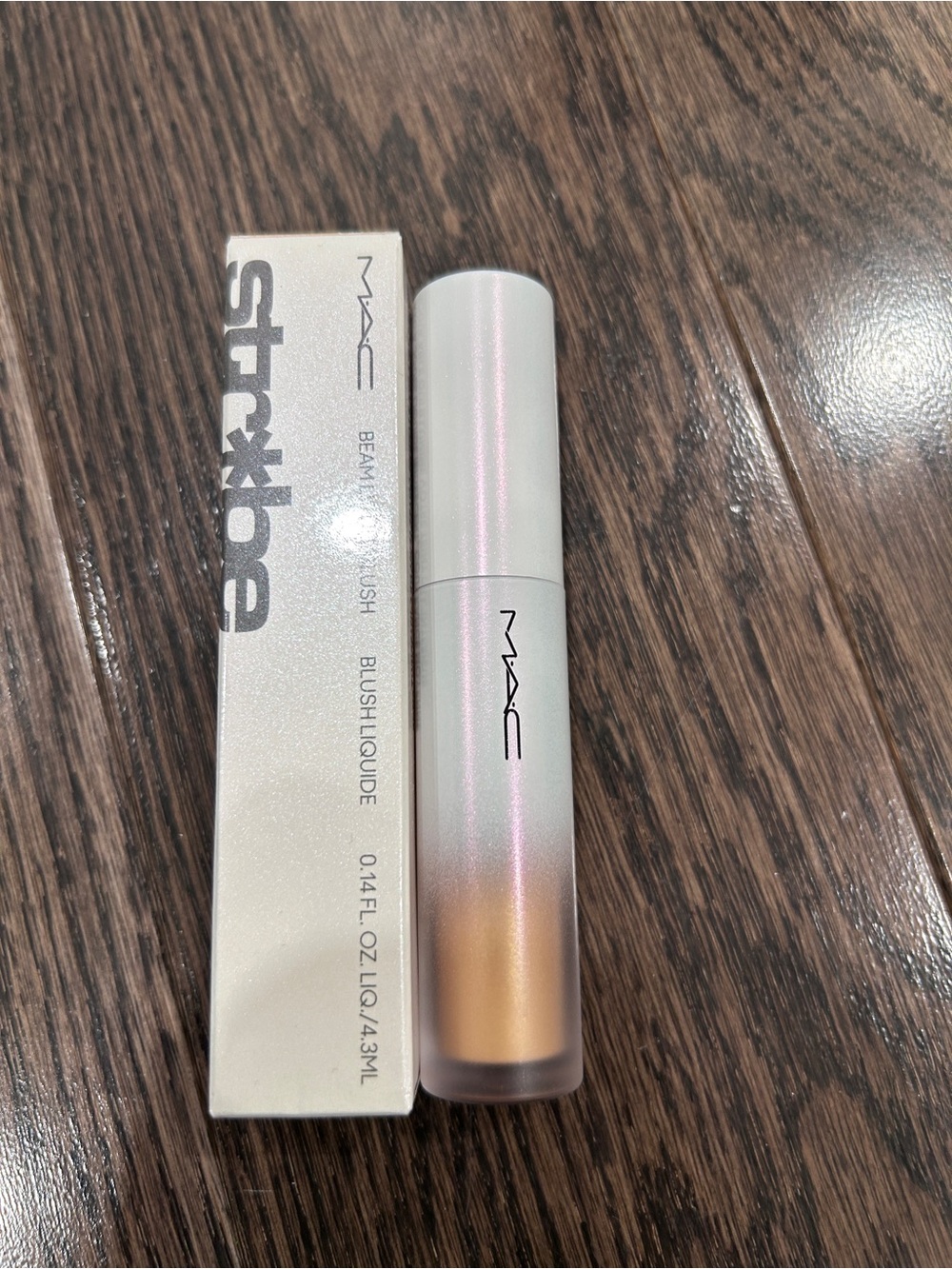 MAC Cosmetics Liquid Blush - Shimmering Pink to Gold Gradient
